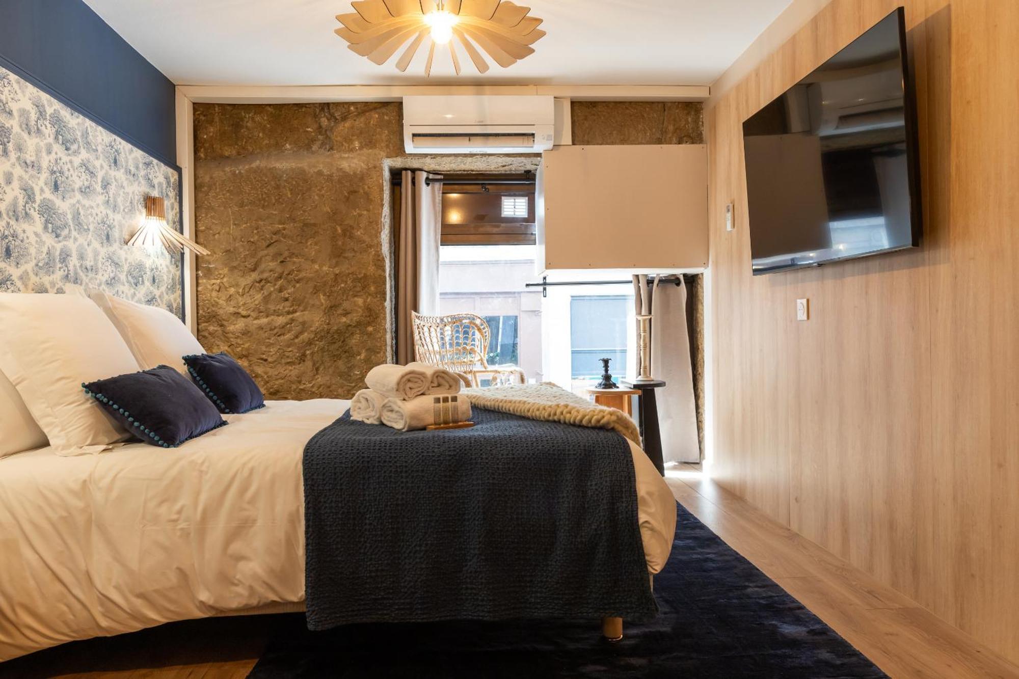 Host - Duplex Insolite & Chic - Ancienne Librairie Appartement Lyon